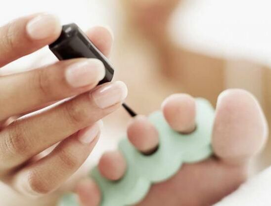 tratarea unghiilor cu oja pentru o infecție fungică